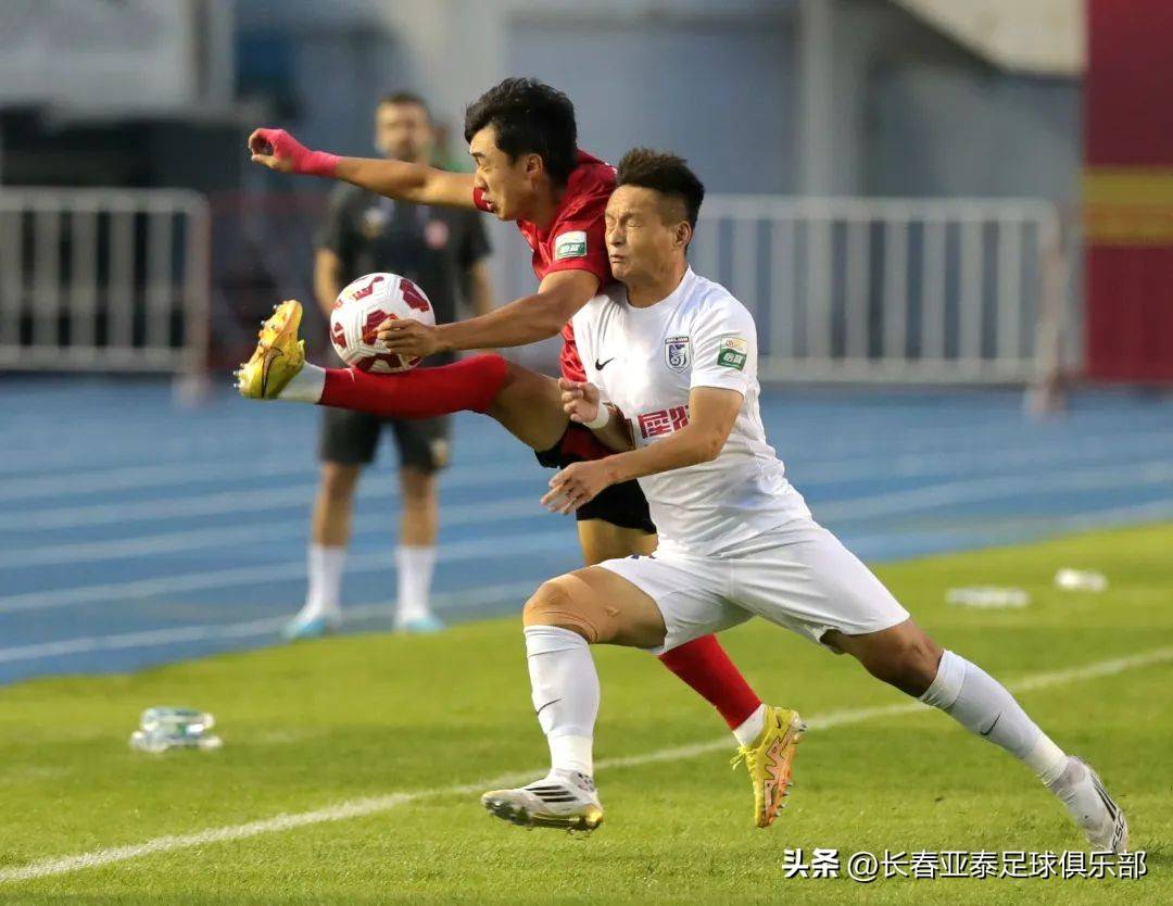 重要助攻引发热议！，TheShy在篮网比赛中败北比赛高潮迭起