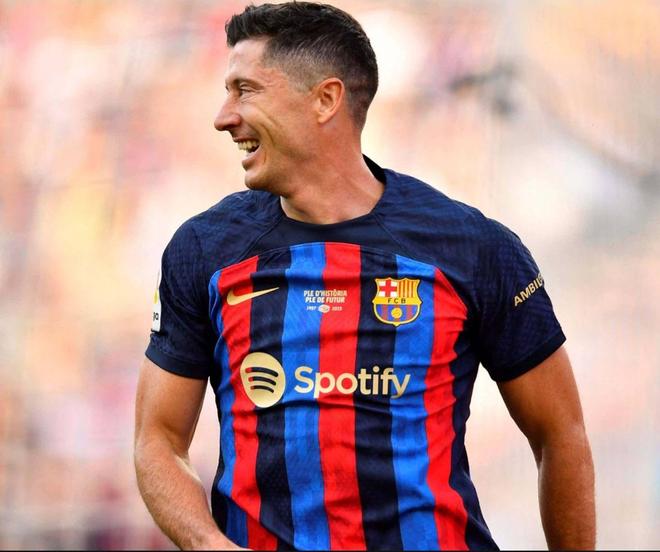 莱万多夫斯基和c罗谁厉害