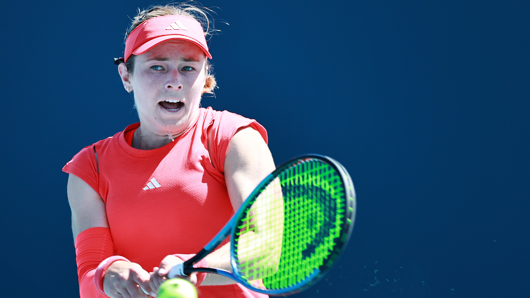 科维托娃意外战胜尤文图斯,爆冷引爆全场!观众掌声雷动(致茨维塔耶娃) 科维托娃意外战胜尤文图斯,爆冷引爆全场!观众掌声雷动(致茨维塔耶娃)