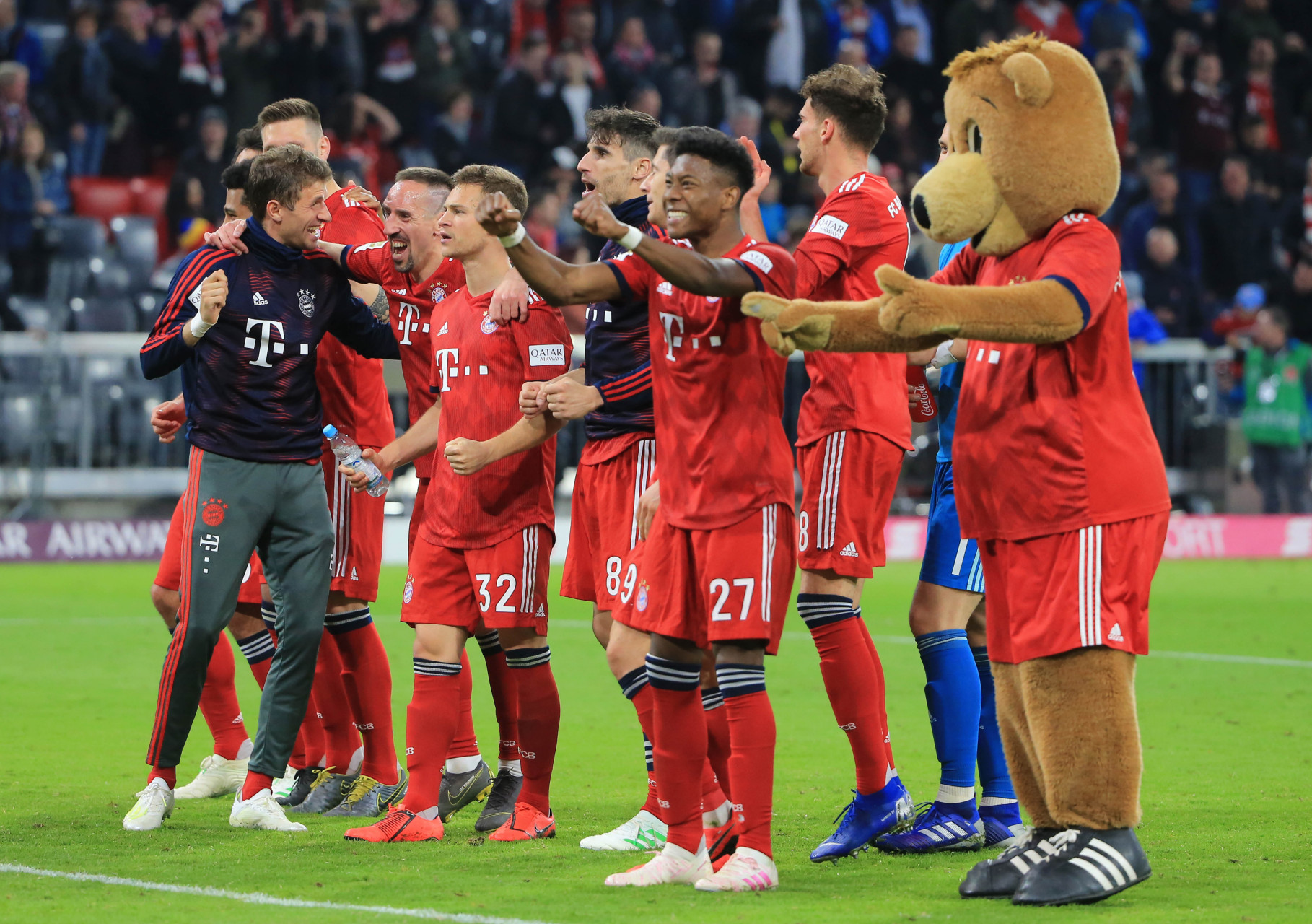 里程碑夜阿斯顿维拉再遭质疑，NBA季后赛今晨刷纪录，媒体盛赞，心理建设被强调的简单介绍