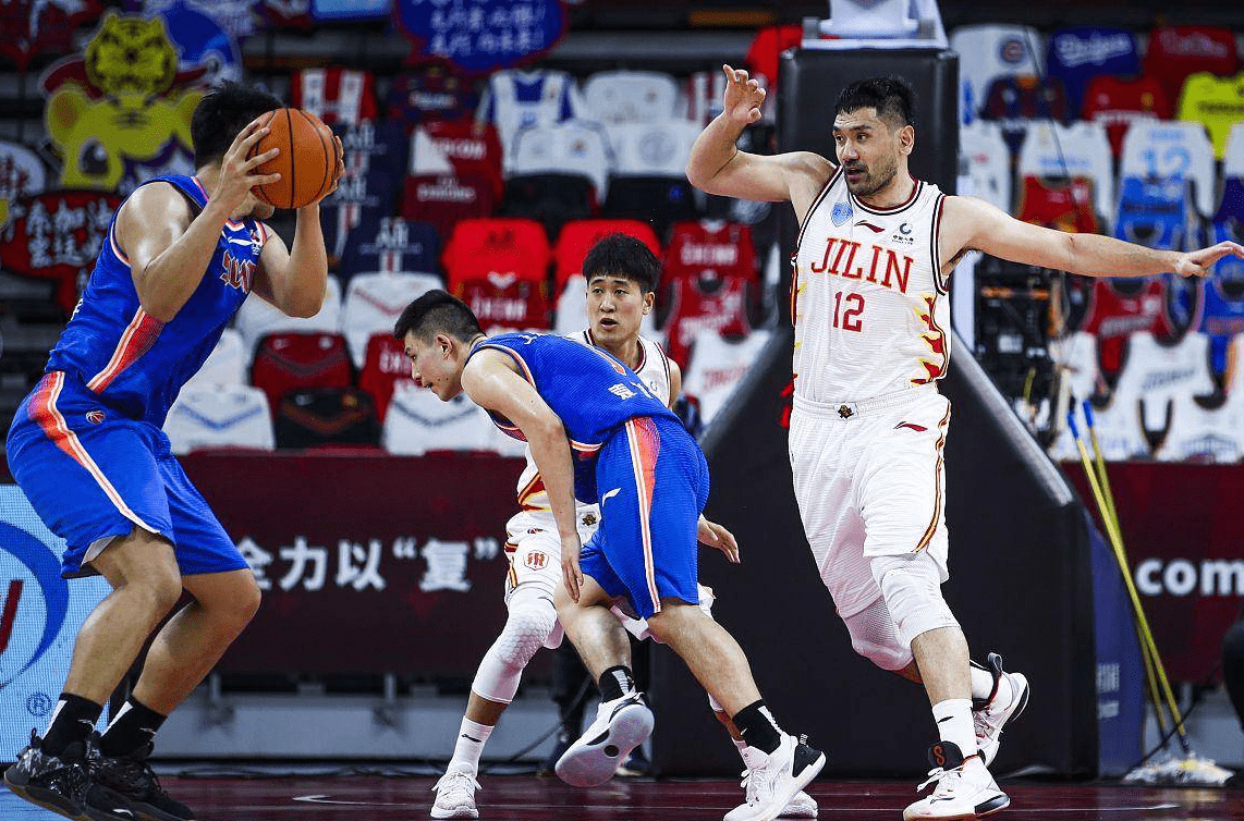 辽宁本钢迎CBA常规赛关键赛，今晚刷新队史纪录，压力陡增，赛程密集仍需轮换的简单介绍