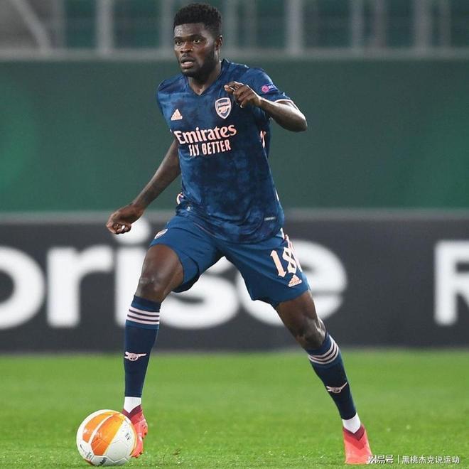 包含瓦伦西亚内部会议纪要流出：冲刺阶段强势反弹，英超使命明确，身体对抗强度拉满的词条