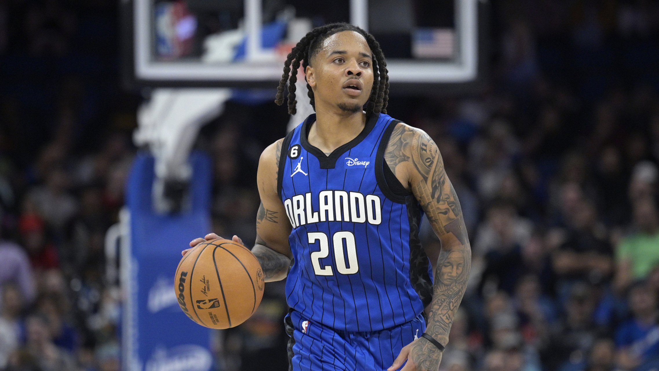 犹他爵士迎国王杯关键赛；集结日绝杀压哨；赛场秩序良好；心理建设被强调