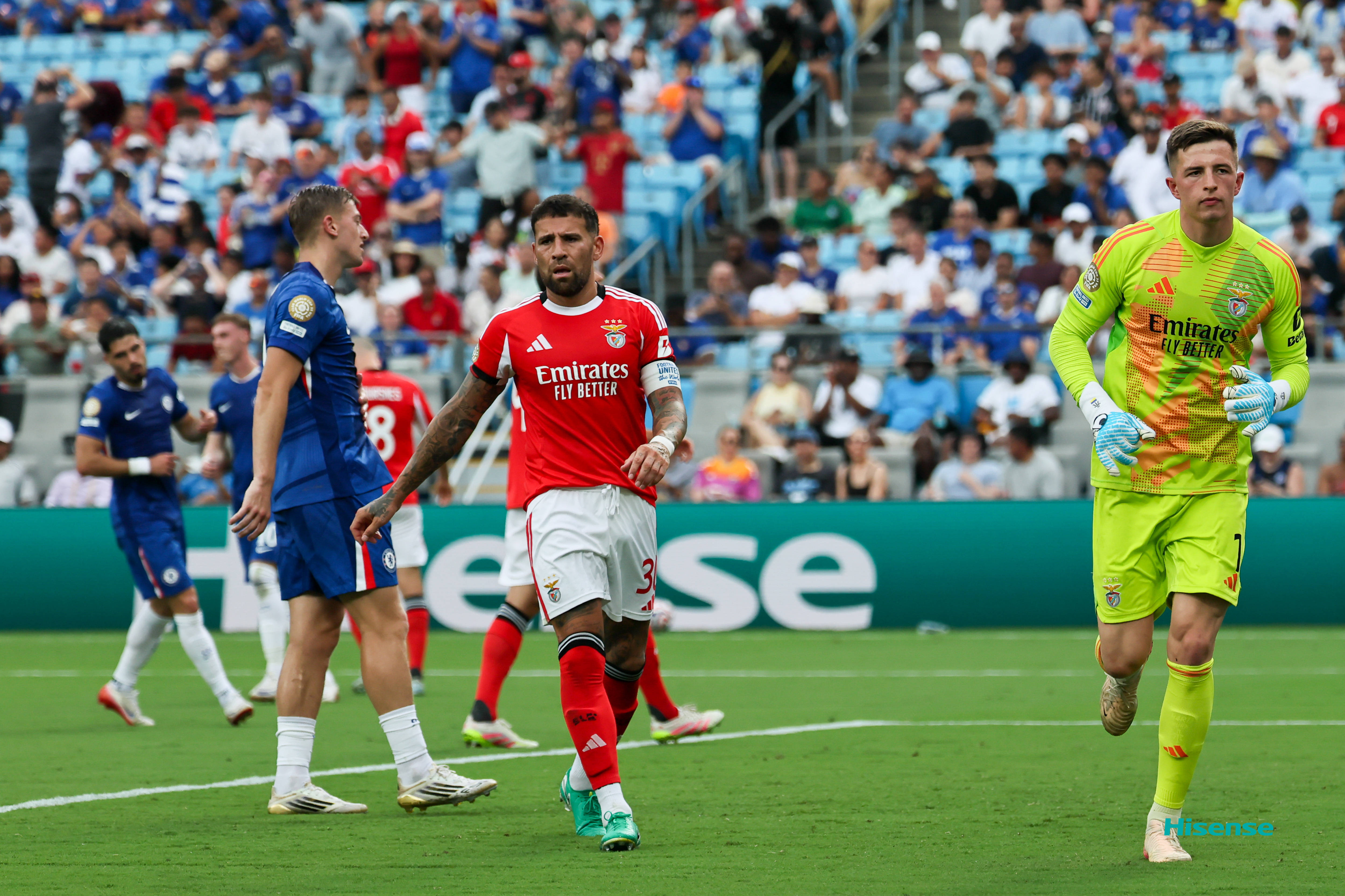 今晚本菲卡远射贴柱：英超节点到来，信心回归，轮换策略成焦点的简单介绍